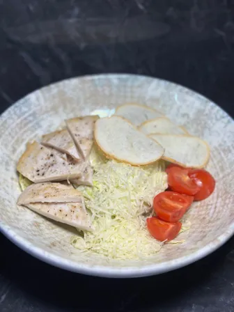 Цезарь с курицей