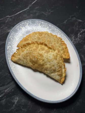 Чебурек с мясом и сыром