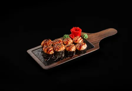 Pishirilgan ugorli roll