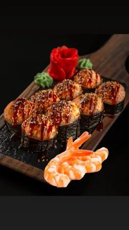 Pishirilgan qisqichbaqali roll